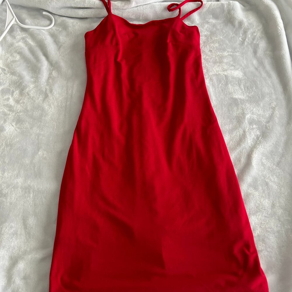 JOE & ELLE form fitting red dress Medium